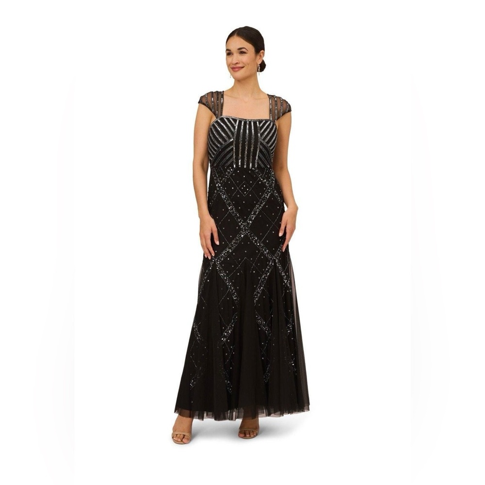 Adrianna Papell Cap Sleeve Beaded Black Gown Size 4 New With Tags
